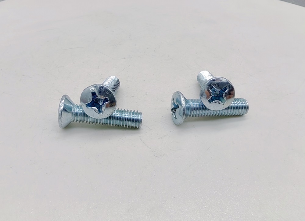 Bidang apa yang dimiliki DIN966 Cross Recessed Resed Countersunk Head Screw yang digunakan?